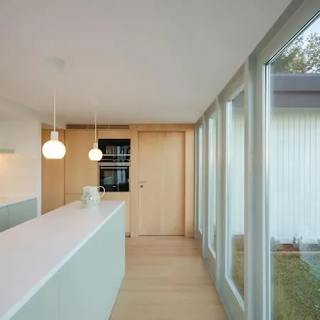 Wood House Villa *
