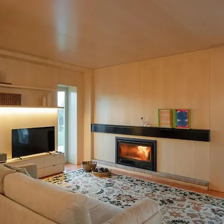 别墅 Wood House