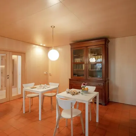 Wood House * Maía